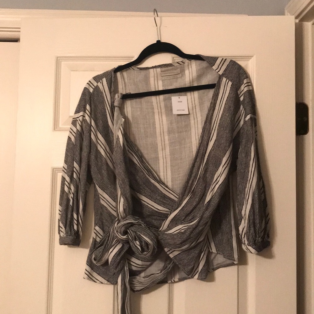 Urban Outfitters Crop